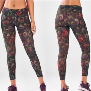 Fabletics Pollyanna Define Mid-Rise 7/8 Peacock Print Legging Size Small